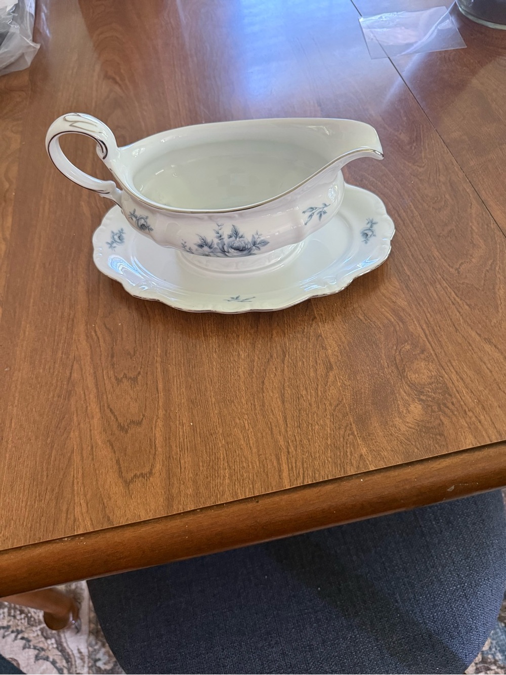 Johann Haviland Blue Garland Gravy Boat w/ Attached Base Plate Bavaria Germany